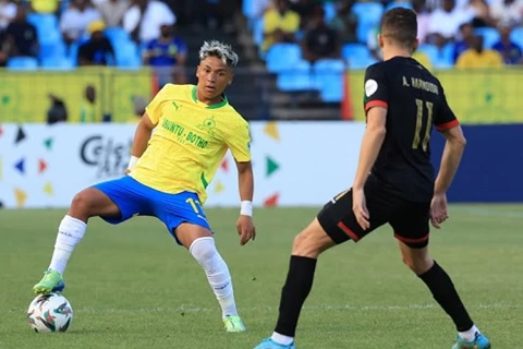 البطاقة الأخيرة.. صنداونز يتأهل بتعادل مثير مع الجيش الملكي.. وخروج الرجاء من الأبطال